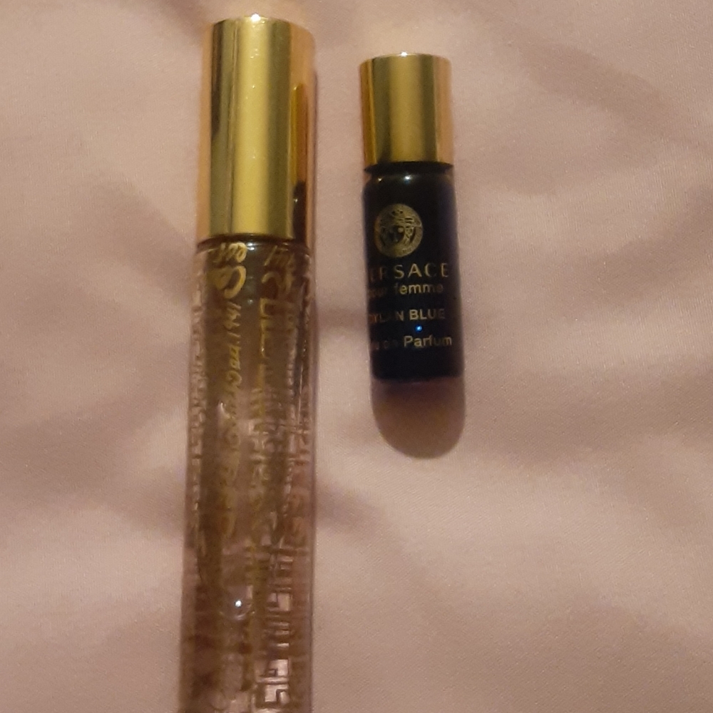 2 purse sprays